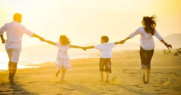 TOP 10 Đoạn văn thể hiện tình cảm, cảm xúc về bài thơ ca ngợi tình cảm gia đình (ảnh 2)