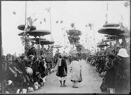 TOP 10 bài Phân tích một chi tiết có tính chất trào phúng trong Lễ xướng danh khoa Đinh Dậu 2023 SIÊU HAY (ảnh 1)