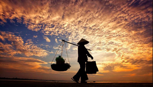 14 bài thơ về Mẹ hay và ý nghĩa chạm tới trái tim người đọc -  QuanTriMang.com